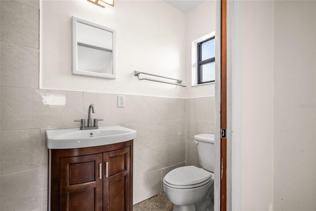 5900 12TH STREET N, St Petersburg, FL 33703