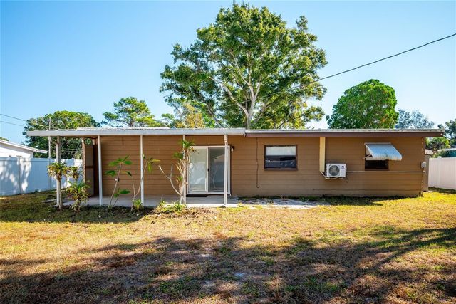 5900 12TH STREET N, St Petersburg, FL 33703