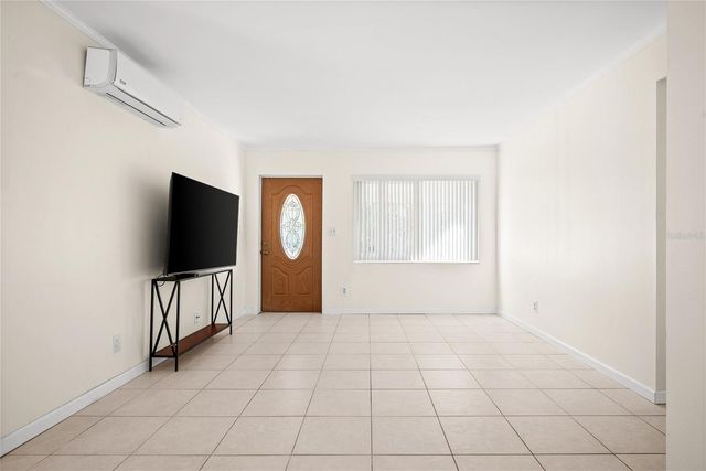 5900 12TH STREET N, St Petersburg, FL 33703