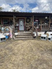 802 W Hall Street, Bangs, TX 76823