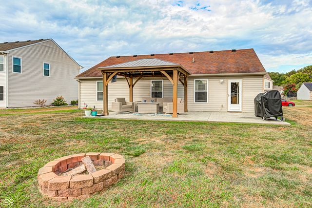 59 Lynn Court, Pittsboro, IN 46167