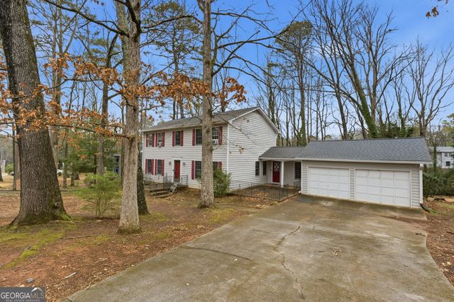 1732 Golfcrest Court, Stone Mountain, GA 30088