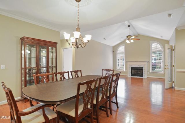 1017 Thistle Briar Place, Cary, NC 27511