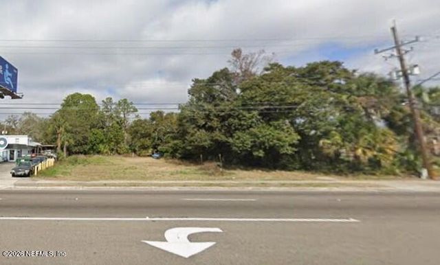 7305 ATLANTIC Boulevard, Jacksonville, FL 32211