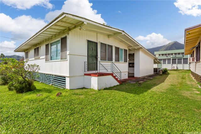 45-127 Waikapoki Road, Kaneohe, HI 96744
