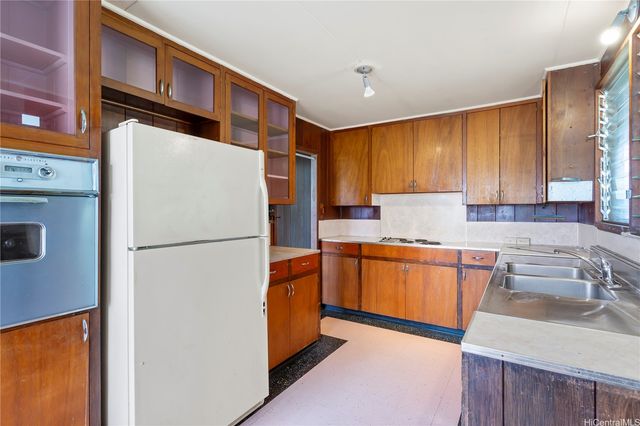 45-127 Waikapoki Road, Kaneohe, HI 96744