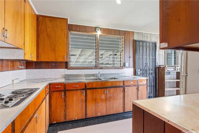 45-127 Waikapoki Road, Kaneohe, HI 96744
