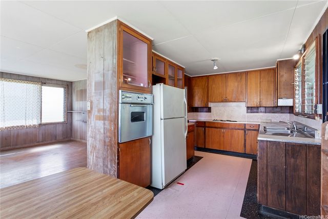 45-127 Waikapoki Road, Kaneohe, HI 96744