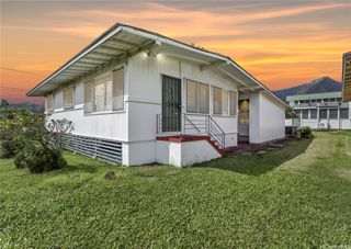 45-127 Waikapoki Road, Kaneohe, HI 96744