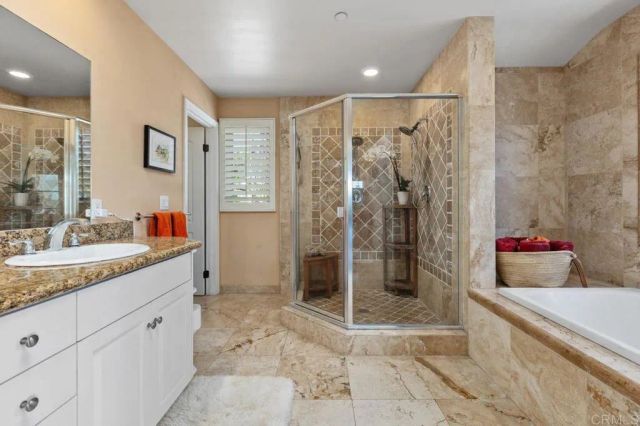 213 Hillcrest Dr., Encinitas, CA 92024