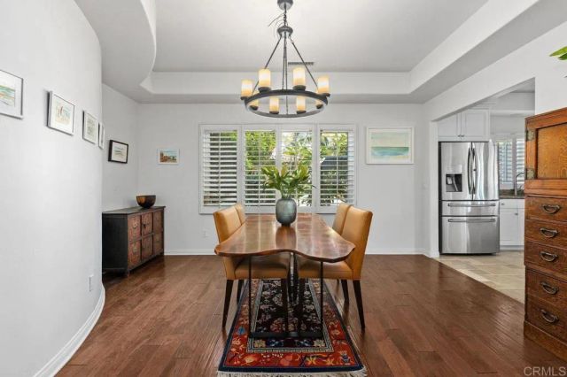213 Hillcrest Dr., Encinitas, CA 92024