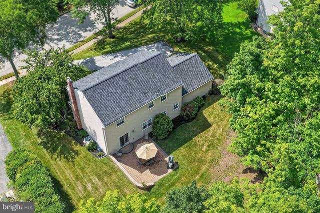 110 BLUE TEEL CIR, Audubon, PA 19403