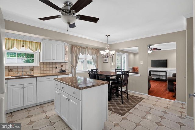 110 BLUE TEEL CIR, Audubon, PA 19403