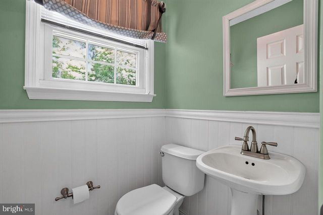 110 BLUE TEEL CIR, Audubon, PA 19403
