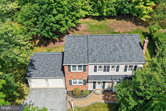 110 BLUE TEEL CIR, Audubon, PA 19403