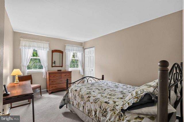110 BLUE TEEL CIR, Audubon, PA 19403