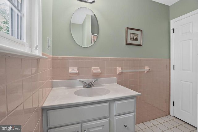 110 BLUE TEEL CIR, Audubon, PA 19403