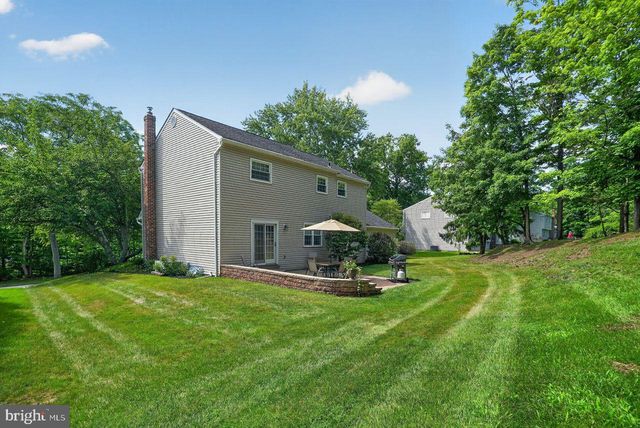 110 BLUE TEEL CIR, Audubon, PA 19403