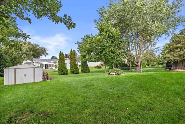 8632 234th AVENUE, Salem, WI 53168