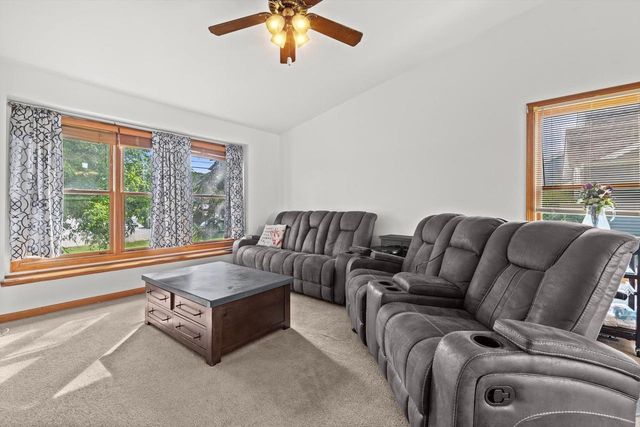 8632 234th AVENUE, Salem, WI 53168