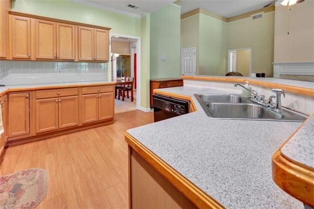 95 Blue Grass Way, Oxford, GA 30054