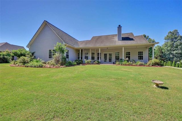 95 Blue Grass Way, Oxford, GA 30054