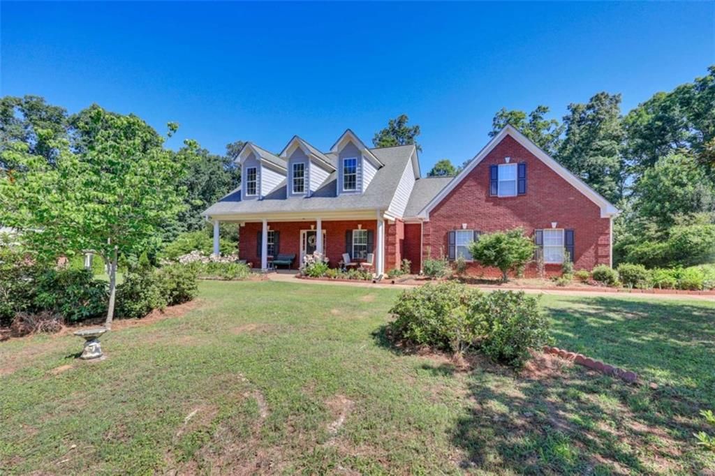 95 Blue Grass Way, Oxford, GA 30054