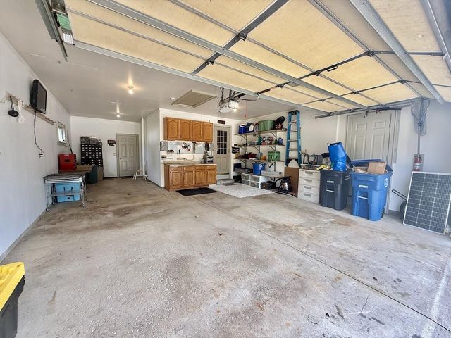 1035 Laager LANE, Oshkosh, WI 54902