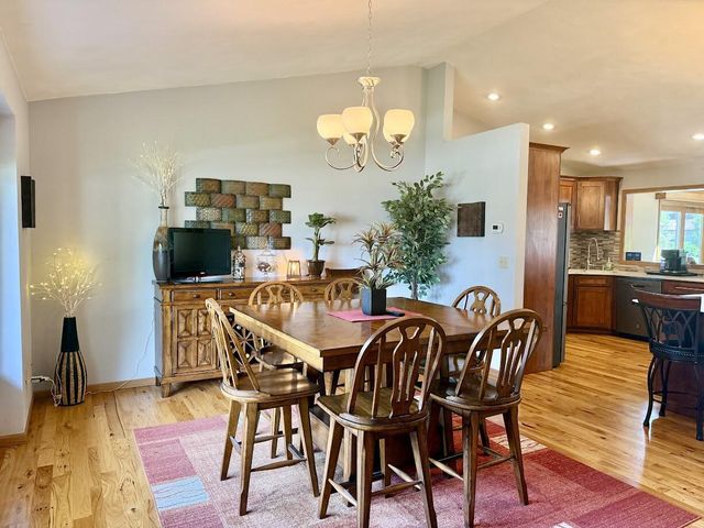 1035 Laager LANE, Oshkosh, WI 54902