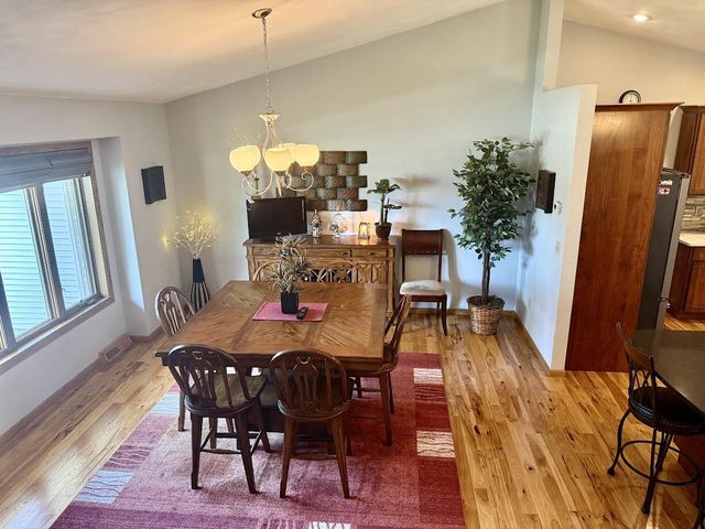 1035 Laager LANE, Oshkosh, WI 54902