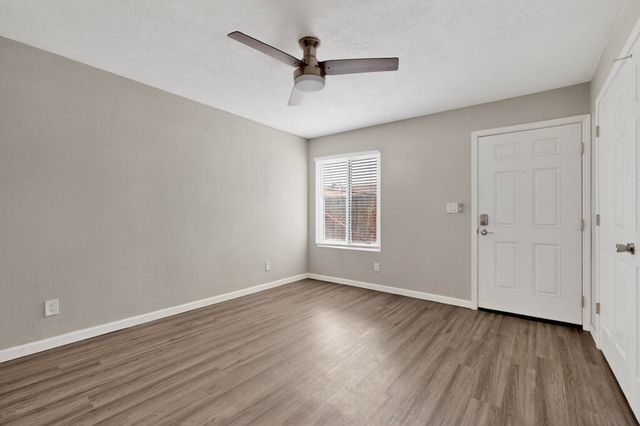 1812 Buena Vista Drive SE 4, Albuquerque, NM 87106
