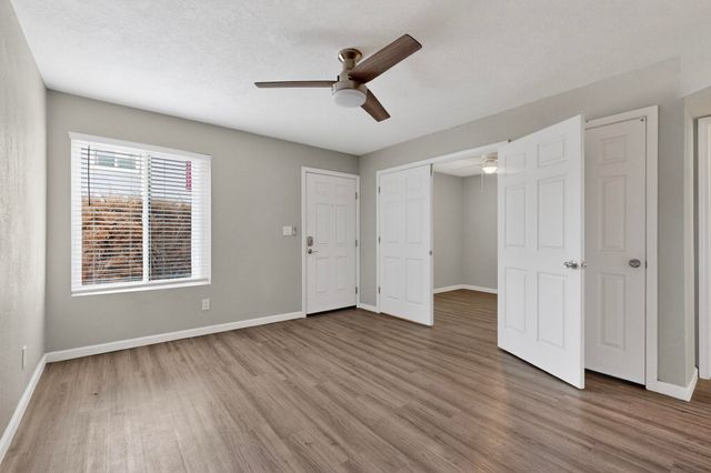 1812 Buena Vista Drive SE 4, Albuquerque, NM 87106