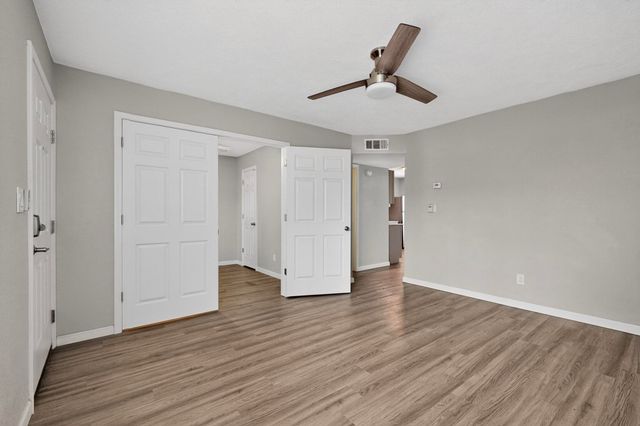 1812 Buena Vista Drive SE 4, Albuquerque, NM 87106