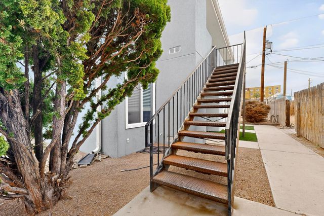 1812 Buena Vista Drive SE 4, Albuquerque, NM 87106