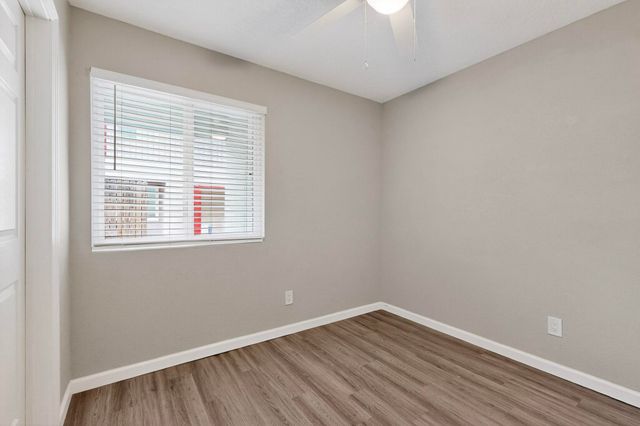 1812 Buena Vista Drive SE 4, Albuquerque, NM 87106