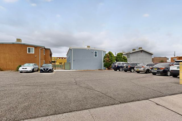 1812 Buena Vista Drive SE 4, Albuquerque, NM 87106