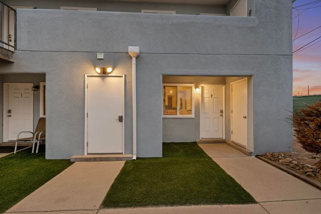 1812 Buena Vista Drive SE 4, Albuquerque, NM 87106