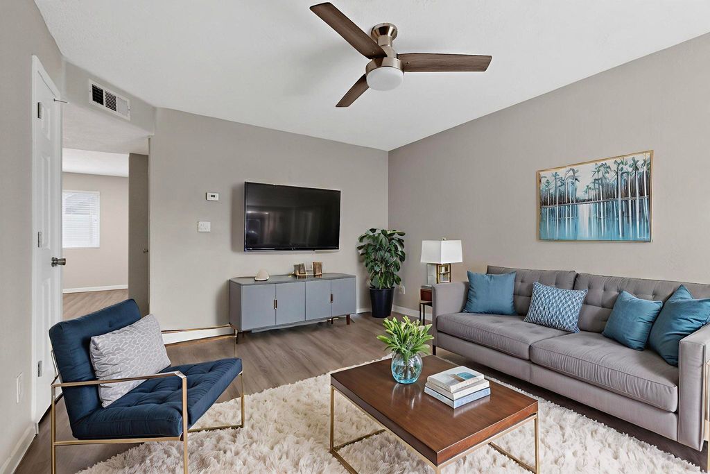 1812 Buena Vista Drive SE 4, Albuquerque, NM 87106