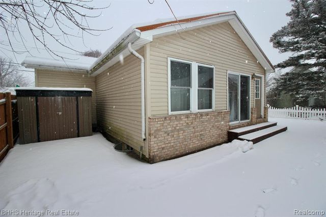 301 N Fitch Street, Durand, MI 48429