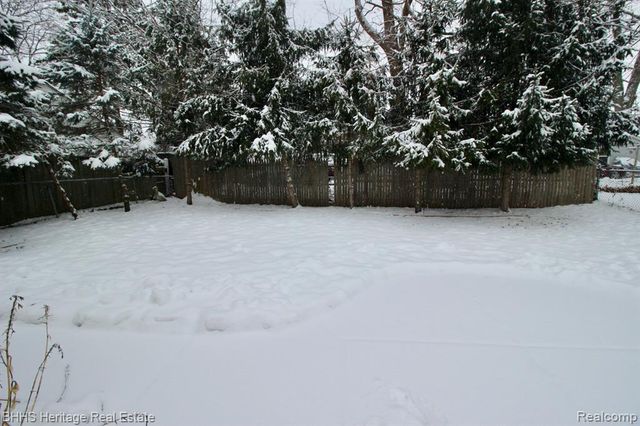 301 N Fitch Street, Durand, MI 48429