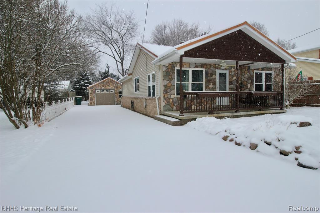 301 N Fitch Street, Durand, MI 48429