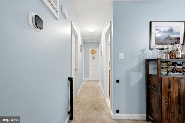186 APPLE ORCHARD DR, Linden, VA 22642