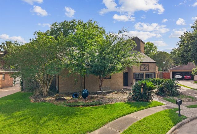 1616 Park Haven Drive, Houston, TX 77077