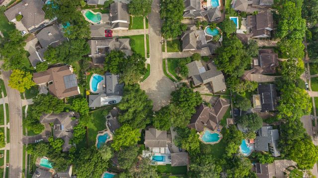 1616 Park Haven Drive, Houston, TX 77077