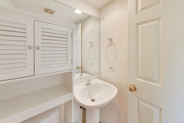3363 Church Street, Evanston, IL 60203