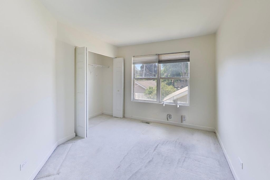 Image 17 of property listing at 3363 Church Street, Evanston, IL 60203