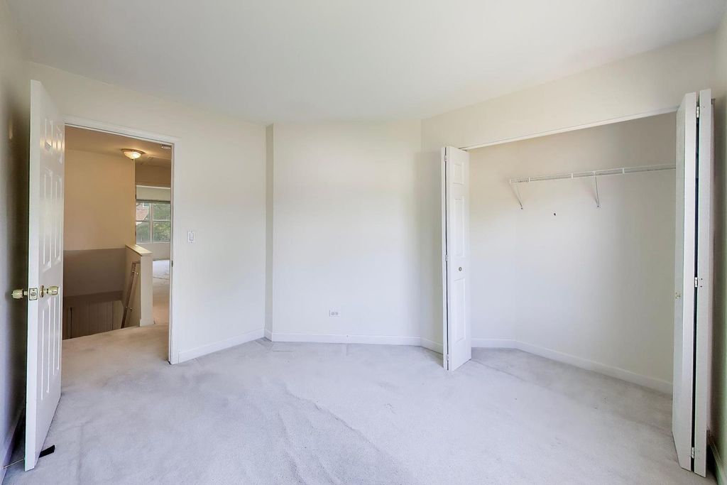 Image 18 of property listing at 3363 Church Street, Evanston, IL 60203