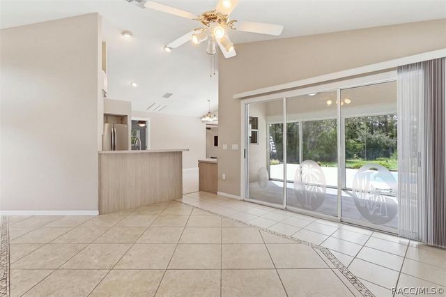 1950 W Tall Oaks Drive, Beverly Hills, FL 34465