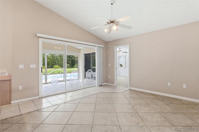 1950 W Tall Oaks Drive, Beverly Hills, FL 34465