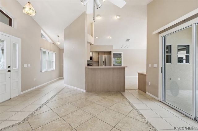 1950 W Tall Oaks Drive, Beverly Hills, FL 34465